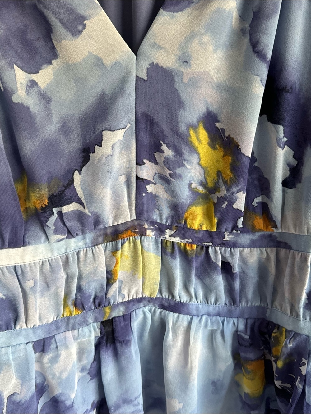 White House Black Market Blue & Yellow Floral V-Neck Peplum Blouse - Picture 3 of 7